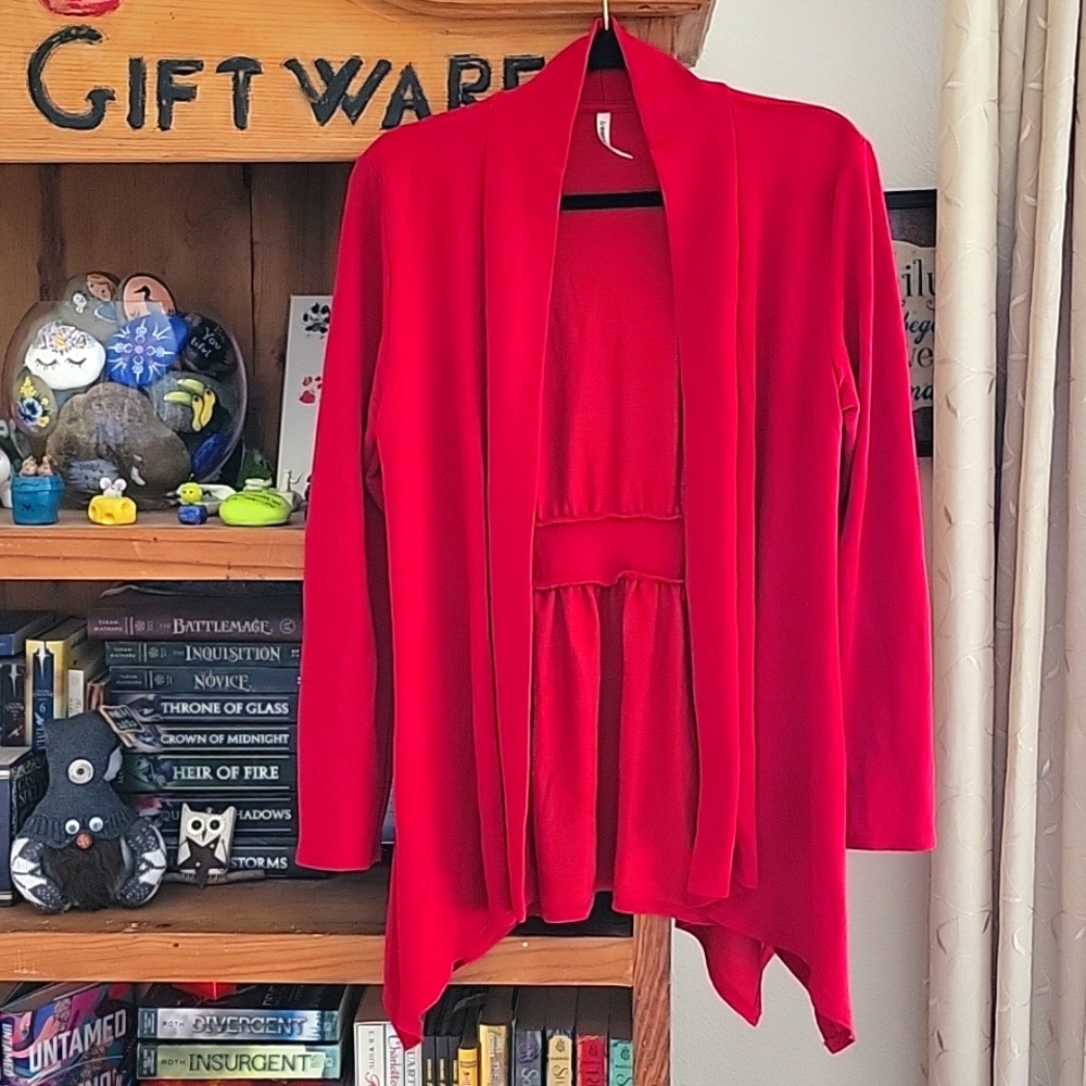 Tresics Women's Medium M Red Long Sleeve Cardigan
